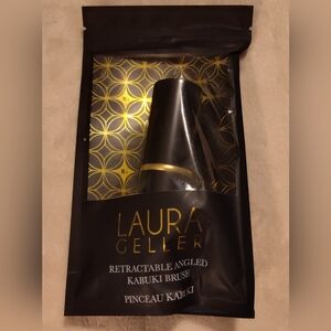 Laura Geller Retractable Angled Kabuki Brush